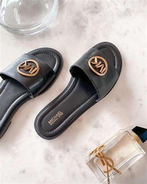 slippers dames michael kors|michael kors slip on slippers.